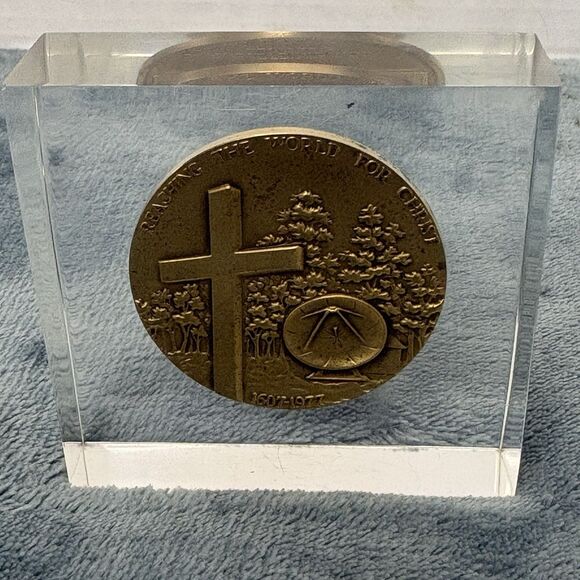 Christian Other - Vintage Christian Broadcasting Co Commemorative Coin in Acrylic Paperweight